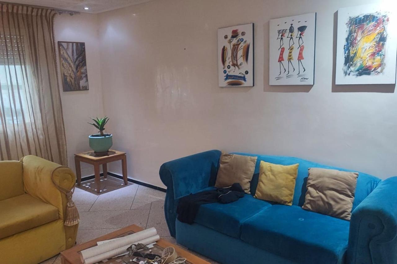 Chez Ali Apartment เกนิตรา ภายนอก รูปภาพ