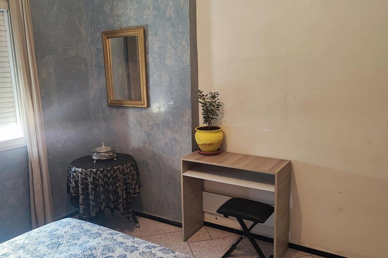 Chez Ali Apartment เกนิตรา ภายนอก รูปภาพ