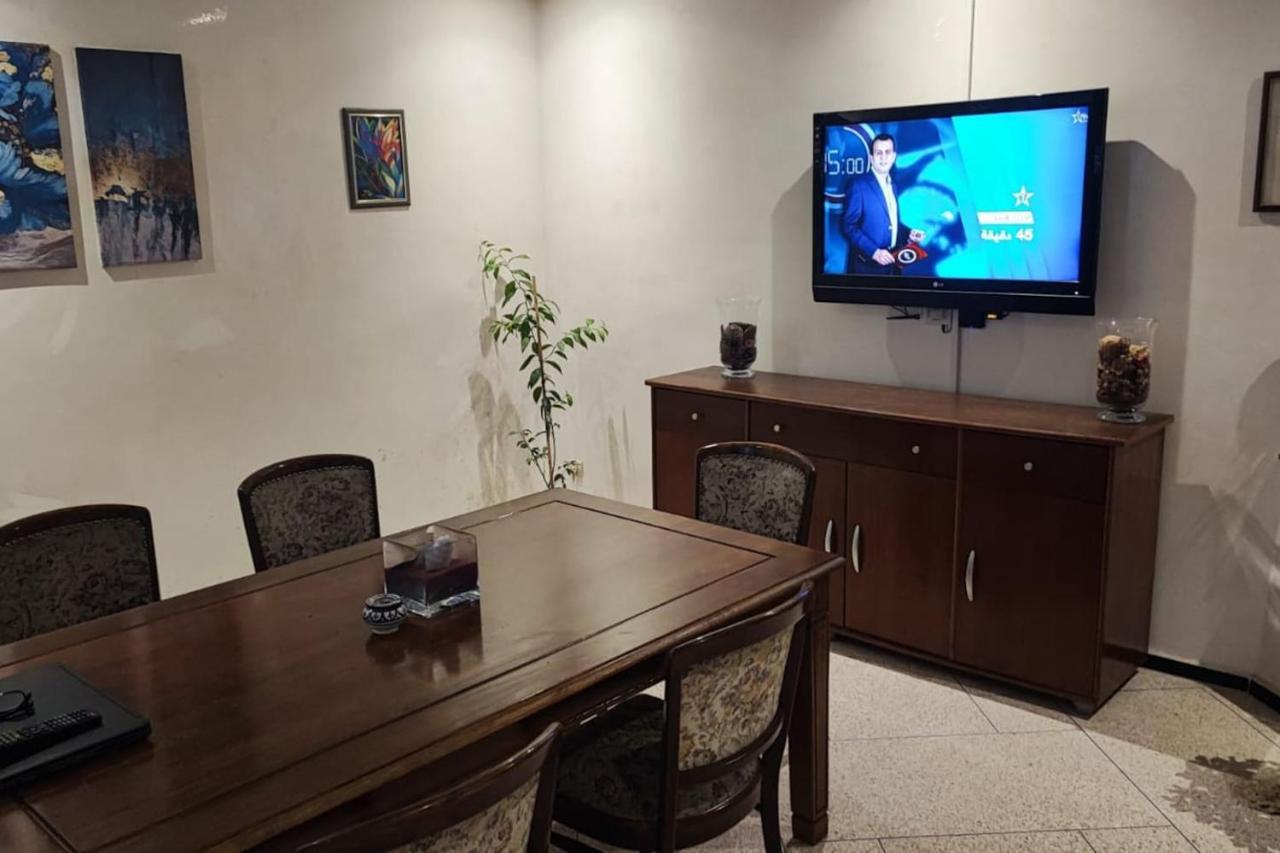 Chez Ali Apartment เกนิตรา ภายนอก รูปภาพ