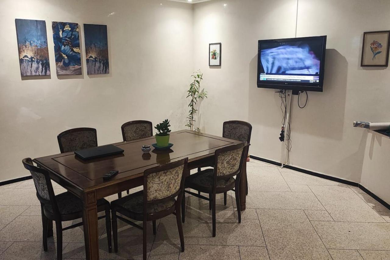 Chez Ali Apartment เกนิตรา ภายนอก รูปภาพ